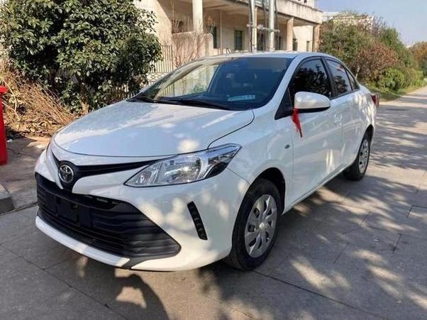 丰田小轿车5万一8万