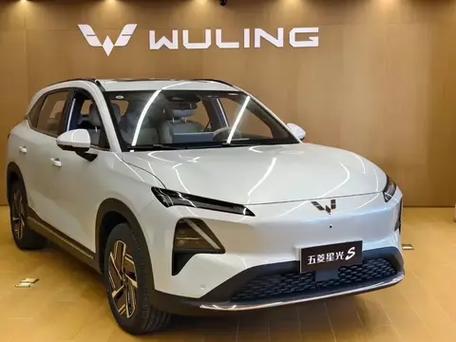 五菱星空版价格及图片
